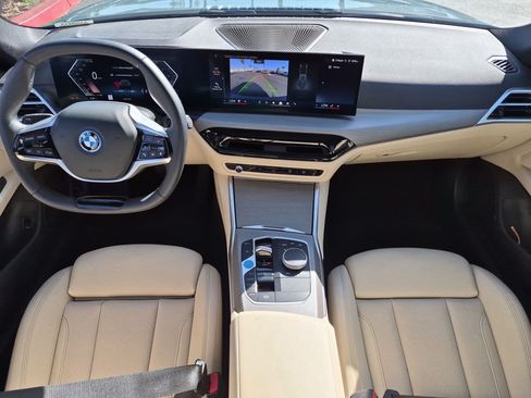 Certified 2025 BMW i4 eDrive40 RWD image 29