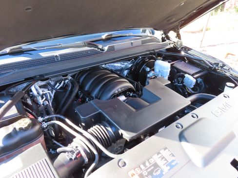 Used 2018 GMC Yukon XL Denali w/ Denali Ultimate Package image 35