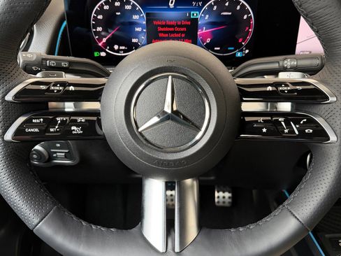 Certified 2024 Mercedes-Benz GLB 250 GLB 250 image 8