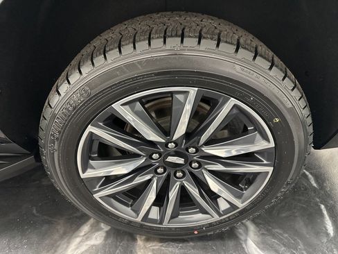 Used 2021 Cadillac Escalade Sport w/ LPO, Illumination Package image 36