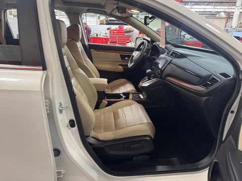 Used 2021 Honda CR-V Touring image 19