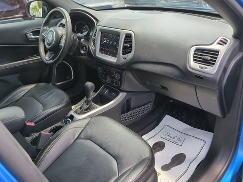 Used 2021 Jeep Compass Latitude w/ Sun and Sound Group FWD image 14