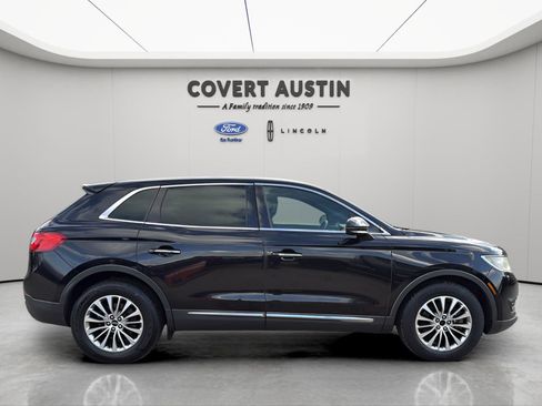 Used 2016 Lincoln MKX Select image 4