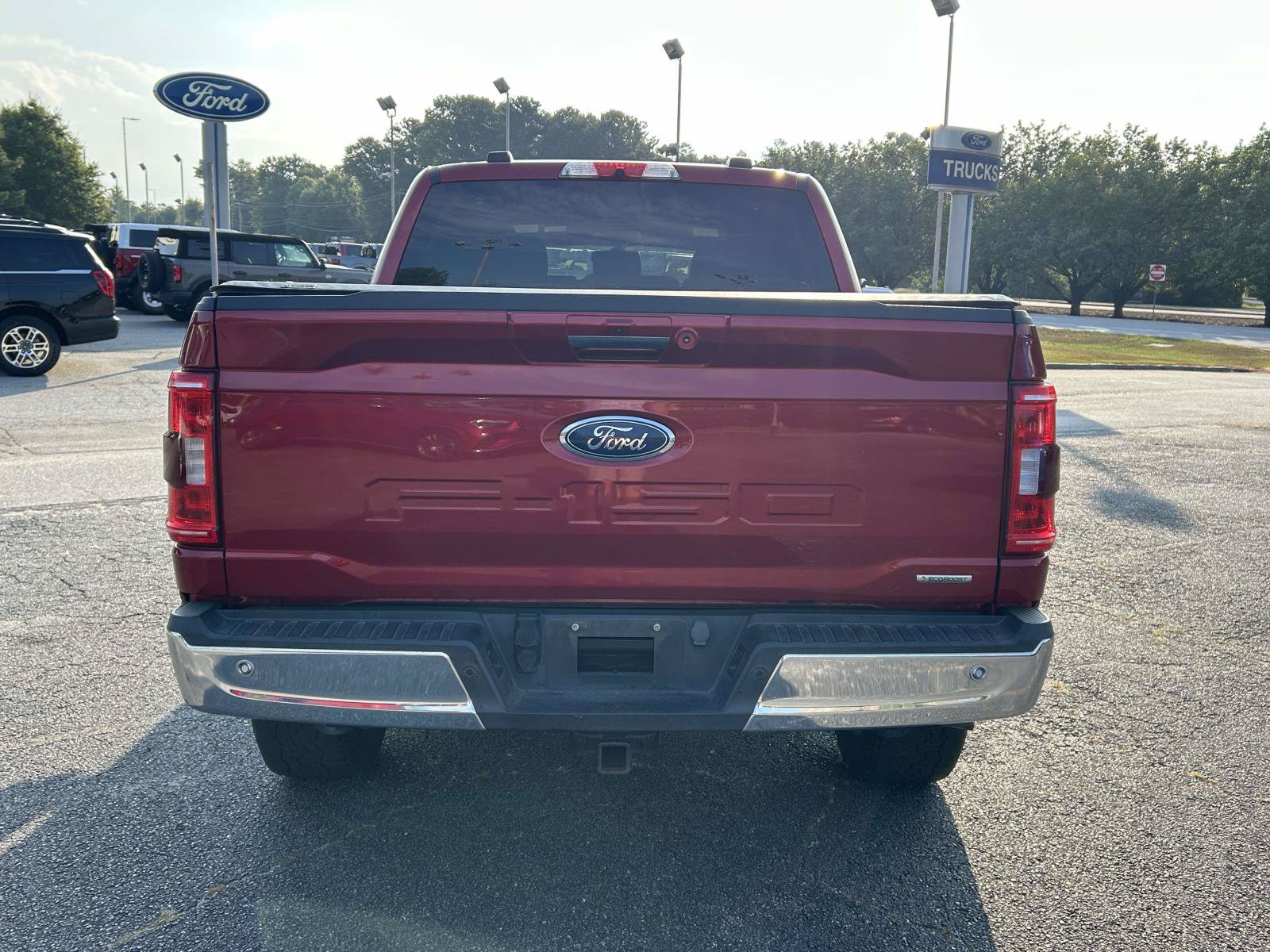 Used 2021 Ford F150 XLT w/ Equipment Group 302A High AWD/4WD image 4