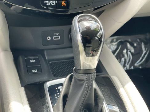 Used 2022 Nissan Rogue Sport SL image 13