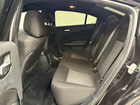 Used 2020 Dodge Charger Scat Pack w/ Navigation & Travel Group RWD image 19