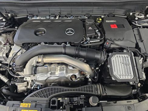 New 2026 Mercedes-Benz GLB 250 image 32