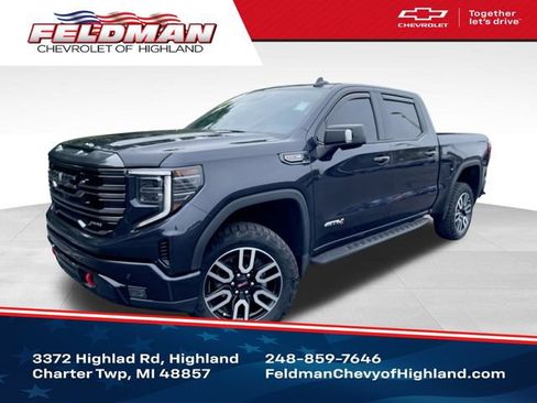 Used 2024 GMC Sierra 1500 AT4 w/ Technology Package AWD/4WD image 1
