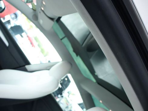 Used 2022 Tesla Model 3 RWD image 18