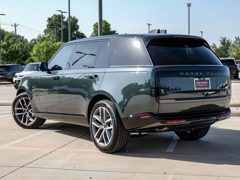 New 2026 Land Rover Range Rover Long Wheelbase SE AWD/4WD image 11