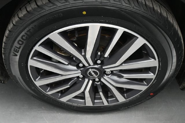 Used 2023 Nissan Kicks SV FWD image 42