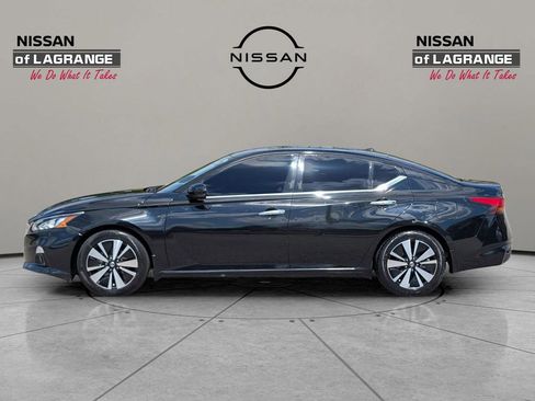 Used 2021 Nissan Altima 2.5 SL FWD image 13