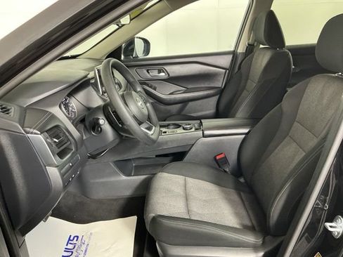 Used 2024 Nissan Rogue SV AWD/4WD image 13