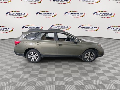 Used 2018 Subaru Outback 2.5i Limited w/ Popular Package #2 AWD/4WD image 9