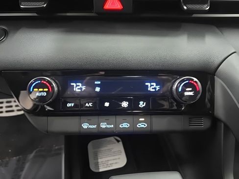 New 2026 Hyundai Elantra Sport image 26