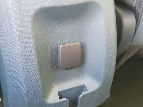 Used 2024 Ford Maverick XLT image 17