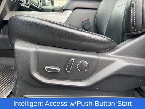 Used 2018 Ford F350 Lariat w/ Lariat Ultimate Package image 23