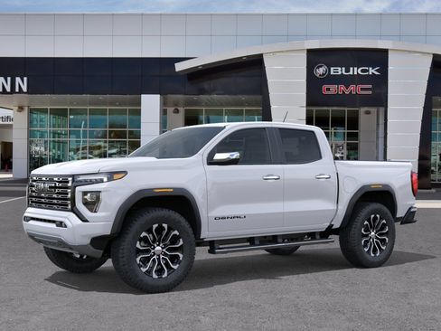 New 2026 GMC Canyon Denali w/ LPO, Black Badging Package AWD/4WD image 2
