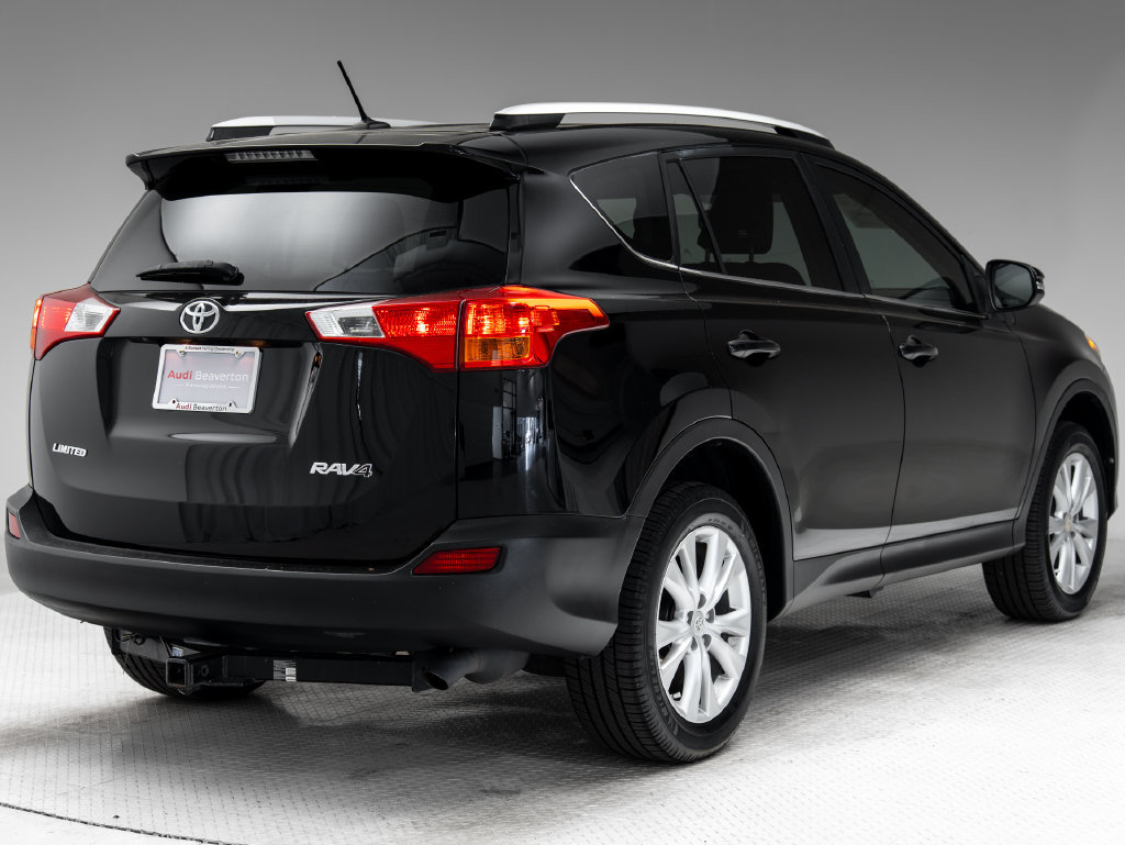 Used 2015 Toyota RAV4 Limited FWD image 29