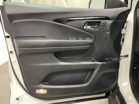 Used 2017 Honda Ridgeline RTL-E image 8