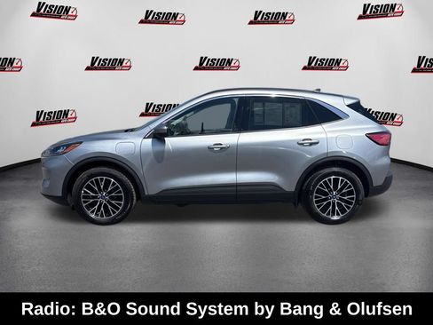 Used 2022 Ford Escape SEL w/ Technology Package FWD image 9