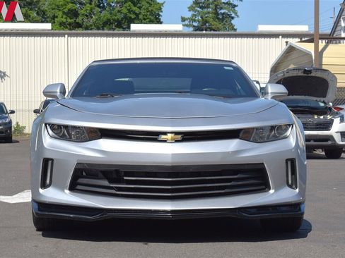 Used 2018 Chevrolet Camaro LT image 12
