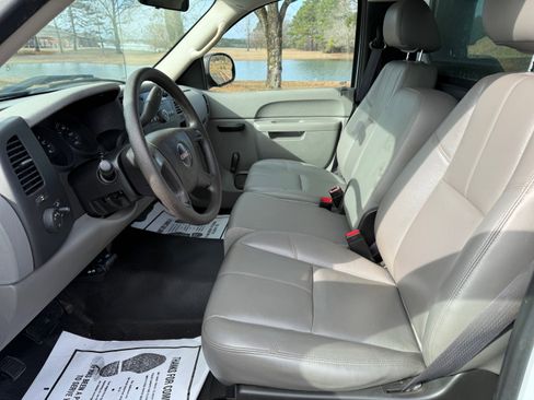 Used 2011 GMC Sierra 1500 W/T image 11