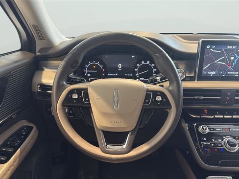 Used 2020 Lincoln Corsair AWD w/ Equipment Group 101A image 12