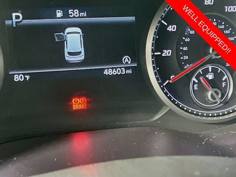 Used 2023 Hyundai Santa Fe SEL FWD image 12