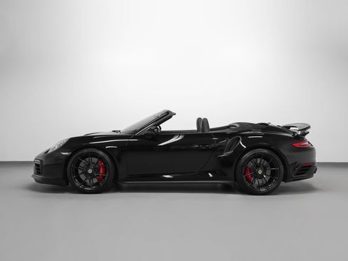 Used 2018 Porsche 911 Turbo AWD/4WD image 2