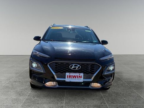 Used 2021 Hyundai Kona Limited w/ Cargo Package image 8