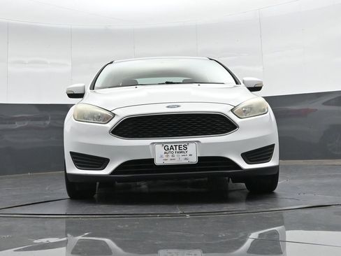 Used 2015 Ford Focus SE image 34