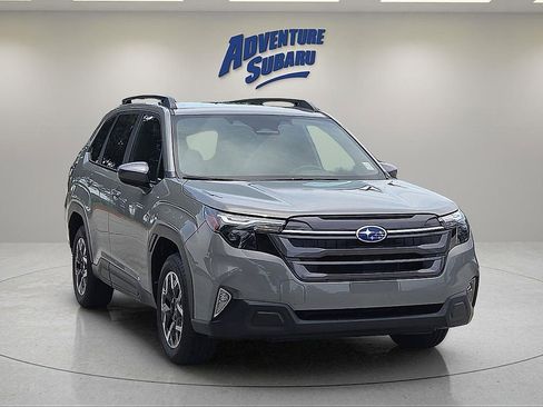 Certified 2026 Subaru Forester Premium AWD/4WD image 1