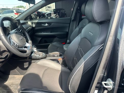 Used 2020 Kia Forte GT-Line w/ GT-Line Premium Package FWD image 9
