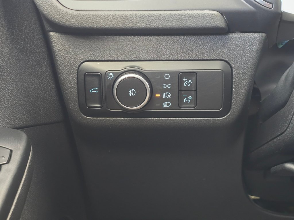 Used 2024 Ford Escape Platinum AWD/4WD image 24