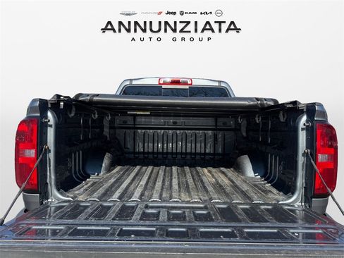 Used 2019 Chevrolet Colorado LT w/ LT Convenience Package image 18