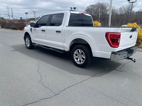 Used 2021 Ford F150 XLT RWD image 5