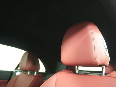 Certified 2025 BMW 430i xDrive Convertible w/ M Sport Package image 12