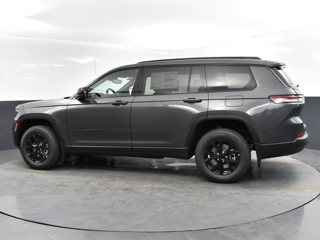 Used 2025 Jeep Grand Cherokee L Altitude AWD/4WD image 8