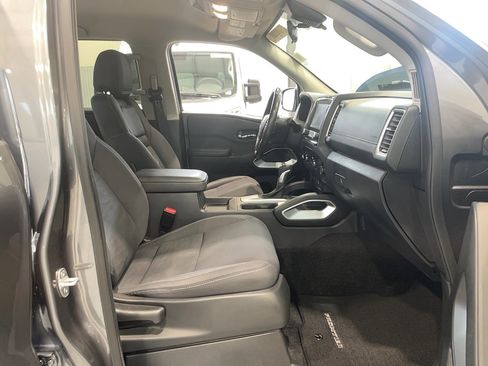 Used 2023 Nissan Frontier SV w/ SV Convenience Package image 24
