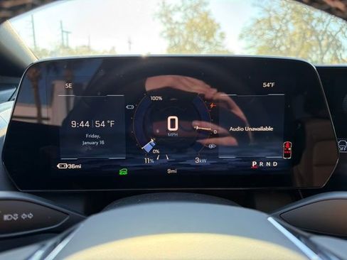 New 2026 Chevrolet Equinox EV LT image 28