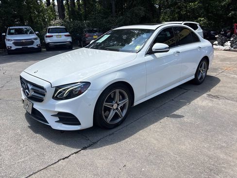 Used 2017 Mercedes-Benz E 300 image 2