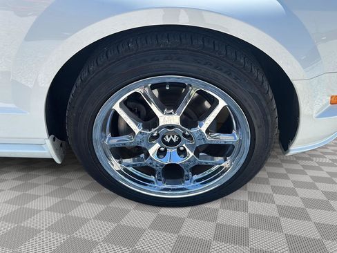 Used 2008 Ford Mustang GT RWD image 11