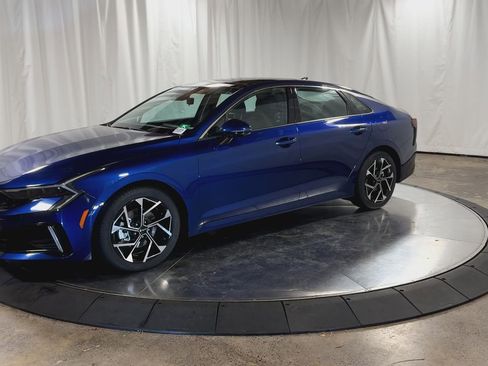 Used 2025 Kia K5 EX image 5