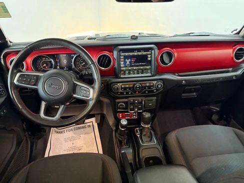 Used 2023 Jeep Wrangler Unlimited Rubicon w/ Cold Weather Group AWD/4WD image 33