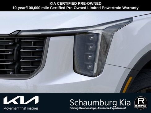 Used 2025 Kia Sorento SX Prestige w/ Sage Leather Package AWD/4WD image 10