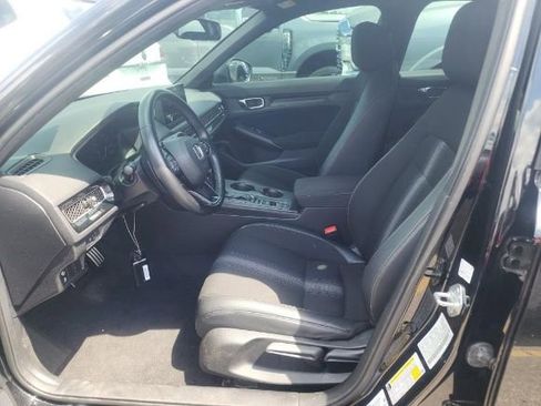 Used 2022 Honda Civic Sport image 4