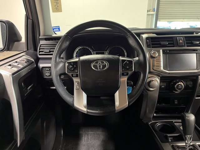 Used 2016 Toyota 4Runner SR5 Premium RWD image 22