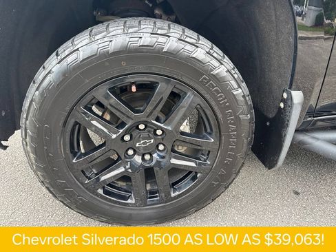 Used 2022 Chevrolet Silverado 1500 LT Trail Boss w/ LT Trail Boss Premium Package AWD/4WD image 33