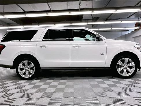 Used 2024 Ford Expedition Max King Ranch AWD/4WD image 16